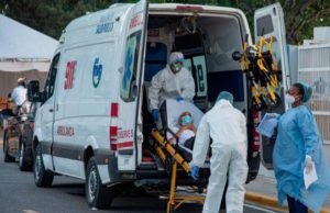 Aumenta ocupación hospitalaria por COVID-19 en el DN y Santiago en víspera de navidad