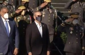 Abinader creara cuerpo especializado de la policía contra violencia intrafamiliar