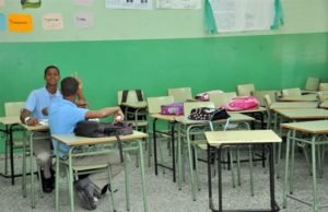 MAESTROS ACOGEN DE MANERA PARCIAL LLAMADO A DP