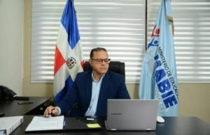 ABINADER DESTITUYE A DIRECTOR DE INABIE