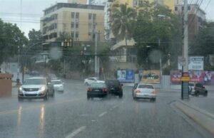 Vaguada y onda tropical provocarán aguaceros locales en las próximas 48 horas