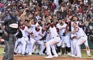 Gigantes quitan invicto al Licey en histórico partido con corredor designado