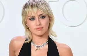 Miley Cyrus cumple 30 años entre la depresión, su pasado de chica Disney y su pansexualidad