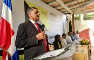 Presidente PHD dice reto es conformar una gran maquinaria