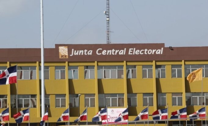 junta-central-electoral-jce-11102019-kelvin-de-la-cruz1-1140x694