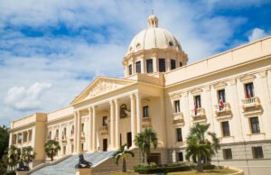 Presidente dispone extradición de dos dominicanos a EEUU y un albanés a la República de Albania