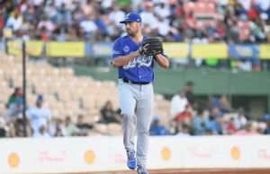 Jair Camargo y Steven Moyers llevan al Licey a vencer por quinta vez al Escogido