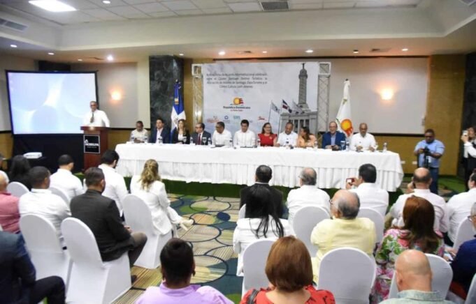 01-0199cca2-focus-0-0-895-573