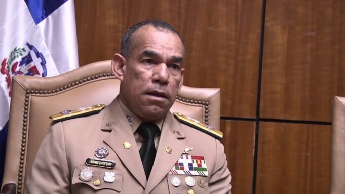 TVN-24-Vicealmirante-Felix-Alburquerque