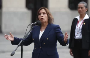 Boluarte anuncia que buscará «acortar los plazos» para elecciones en Perú