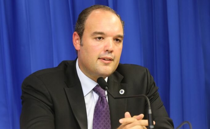 10411571435_ad91ac91be_h