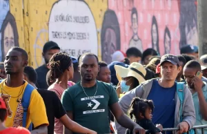 ONG y migrantes piden a Biden humanizar migración en frontera sur de México