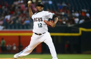 Toros anuncia firma del lanzador Rubby de la Rosa y retiro de Rubén Sosa