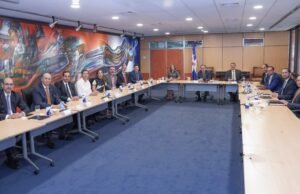 Banco Central y AIRD evalúan el comportamiento de la economía dominicana