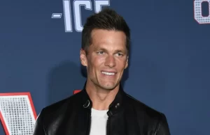 Tom Brady anuncia su retiro definitivo del fútbol americano