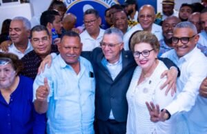 Alcalde Manuel Jiménez activa sus equipos dentro y fuera del PRM en SDE