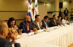 Ministro Ito Bisonó explica beneficios de Ley de Garantías Mobiliarias