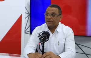 Denuncian presunta vinculación de director de Titulaciones en “Operación Calamar”