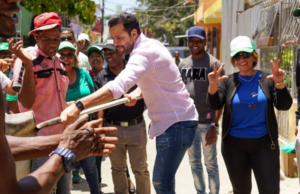 Rafael Paz denuncia mal estado de las calles en Los Ríos