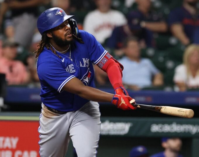 VLADIMIR-GUERRERO-JR-1-1392x1098