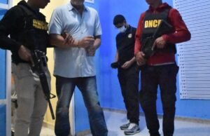 Arrestan extranjero vinculado a red traía marihuana de EEUU