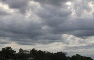 Nublados en la tarde con chubascos aislados en algunas localidades