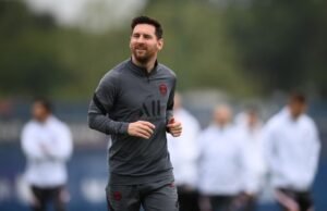 Messi no tiene «absolutamente nada» con ningún club, afirma su padre