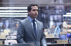 Omar Fernández propone cumbre por la salud y «deponer intereses»