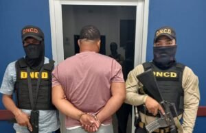 Capturan hombre vinculado a decomiso de 243 paquetes de cocaína