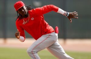 Los Rojos suben al prospecto dominicano Elly de la Cruz a Grandes Ligas