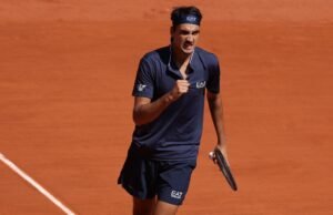 Sonego remonta ante Rublev y clasifica a octavos de Roland Garros