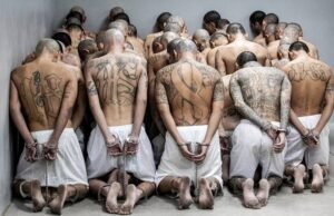 Tropas entran a cárceles de máxima seguridad en Honduras para retomar control