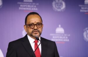 Antoliano Peralta: El presidente no tiene que tomar licencia para la reelección