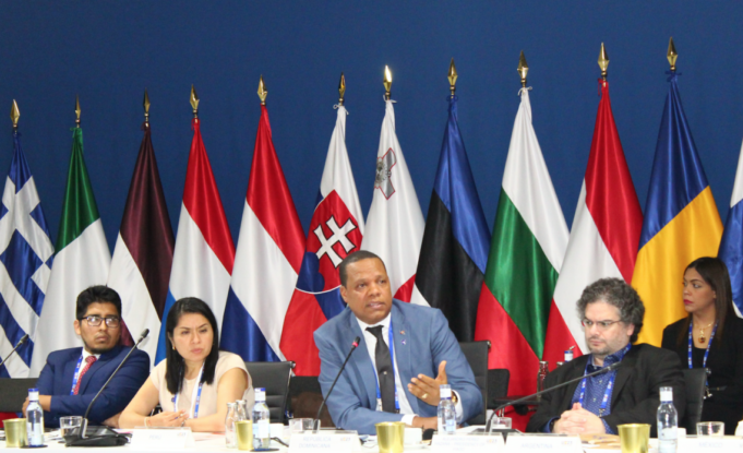 Madrid.-El-director-de-Pro-Consumidor-Eddy-Alcántara-habla-en-el-Foro-Iberoamericano-de-Agencias-Gubernamentales-de-Protección-al-Consumidor-FIAGC.-1140x694