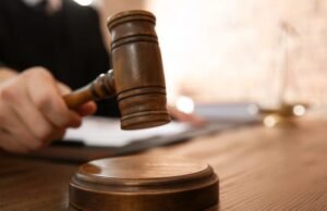 Imponen fianza e impedimento de salida a dos acusados de venta ilegal de combustible