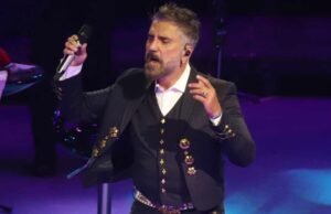 Alejandro Fernández ofreció concierto borracho y se quedó dormido