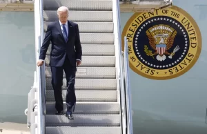 Biden aterriza en Israel para mostrar apoyo y negociar un corredor humanitario