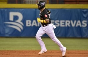 Águilas blanquean a Toros y Licey se sacude ante los Gigantes