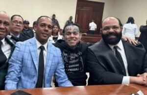 Tekashi acude a tribunal de La Vega a cumplir con medida de presentación periódica