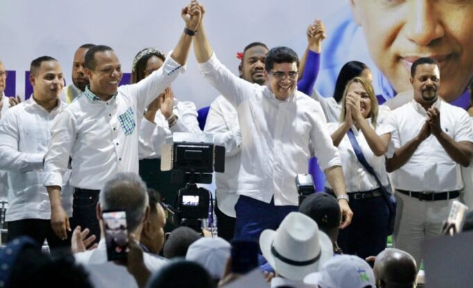 WhatsApp-Image-2023-12-04-at-3.33.43-PM-1140x694