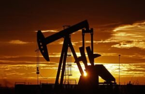 El petróleo de Texas abre con una subida del 0.15 %, hasta 74.19 dólares el barril
