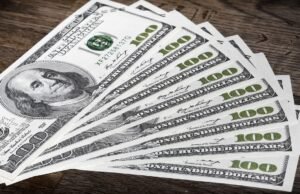 El dólar se cambia este lunes para la venta a 59.02 pesos dominicanos