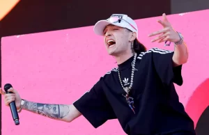 Polémica en Chile por la «narcocultura» del mexicano Peso Pluma en Festival de Viña del Mar