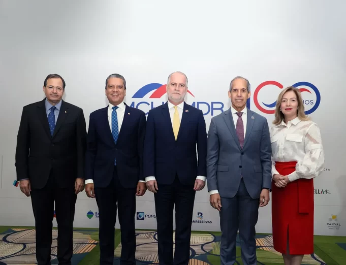 Amchamdr-y-Superintendente-de-Bancos