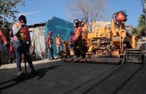 Obras Públicas inicia los trabajos de asfaltado en Dajabón