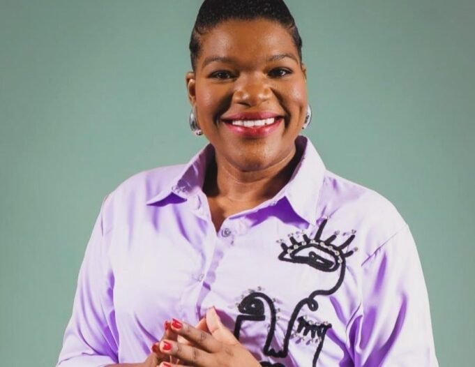 Elizabeth-Silverio-899x694