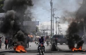 Haití, un punto muerto, a la espera de un Gobierno de transición