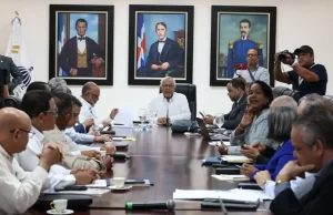 Inicia el diálogo entre el Minerd y la ADP que busca finalizar los paro de docencia