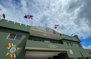 Tres reclusos muertos y varios heridos durante motín en Fortaleza de Samaná