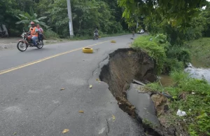 Al menos 30 comunidades incomunicadas por crecida de ríos, según el COE
